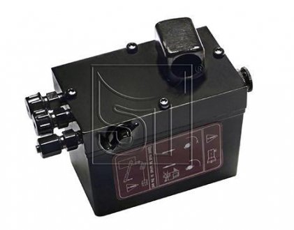 Опрокидывающий насос, кабина ST-TEMPLIN ST-Templin Automotive 09.010.3061.300