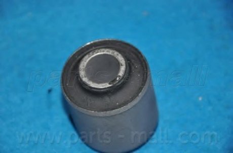 Сайлентблок переднего рычага PARTS-MALL PXCBB-013FL