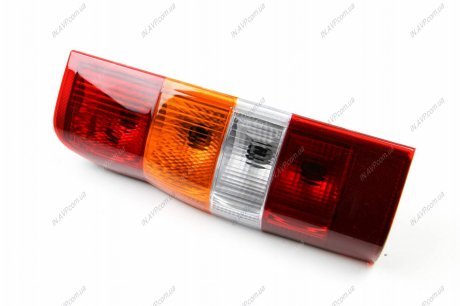 Фонарь задн. - лев. (с плафоном) BSG BSG 30-805-008