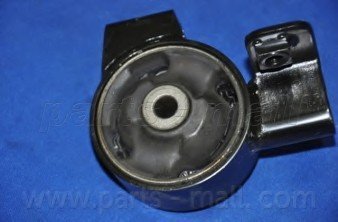 Опора двигуна (вир-во) PARTS-MALL PXCMC-007C