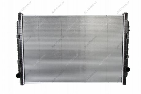 Радиатор системы охлаждения NISSENS Nissens A/S 637780