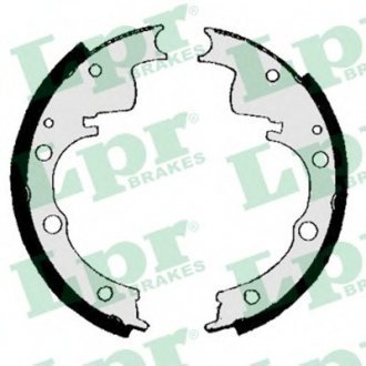 Тормозные колодки барабанные LPR 00250B