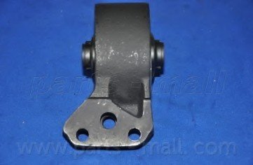 Опора двигуна (вир-во) PARTS-MALL PXCMA-008A1