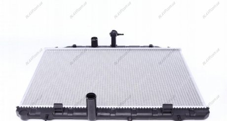 Радиатор системы охлаждения NRF 53761 (фото 1)