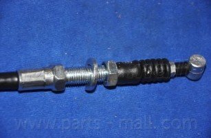 Трос ручного гальма (вир-во) PARTS-MALL PTA-471