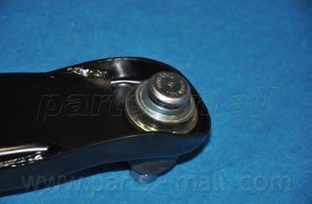 Важіль підвіски передній лівий Hyundai Santa Fe 00-05 (вир-во) PARTS-MALL PXCAA-026LL