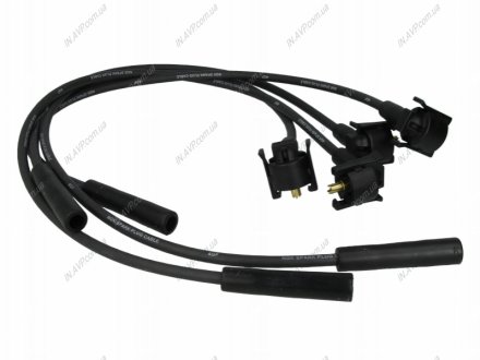 Комплект проводов зажигания NGK Spark Plug 0633 (фото 1)