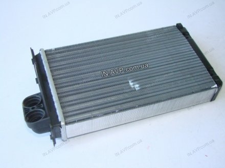 Радиатор печки THERMOTEC D6P002TT (фото 1)