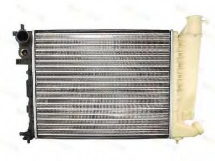 Радиатор THERMOTEC D7P025TT