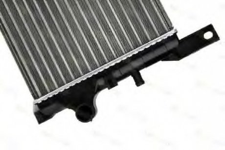 Радиатор THERMOTEC D7G024TT (фото 1)