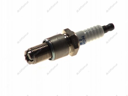 Свеча зажигания NGK NGK Spark Plug 5745