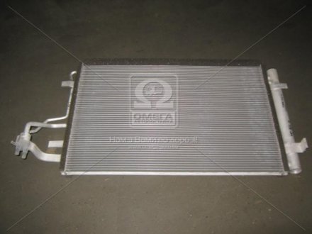 Радиатор кондиционера HYUNDAI/KIA ELANTRA (06-), i30/i30CW (07-), CEED (10-) MOBIS 976062H010