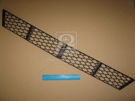 Решетка в бамп. пер. средн. MB 211 06- TEMPEST 035 0325 998