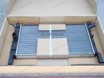 Радиатор охлаждения Van Wezel 37002023 (фото 1)