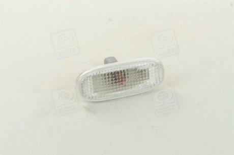 Повторитель поворота KYRON 08-14 SsangYong 8340008201