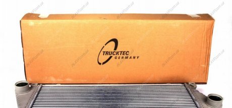Интеркулер TRUCKTEC Automotive GmbH 0240169 (фото 1)