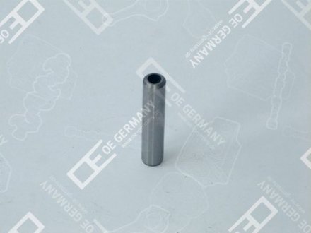 Направляющая клапана впускного/выпускного, 15.025x9.02x76.5 OEGER OE GERMANY 060122XF0000