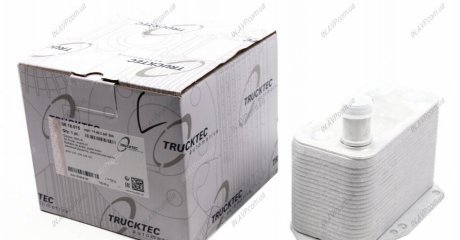 Масляный радиатор, двигательное масло TRUCKTEC Automotive GmbH 08.18.015 (фото 1)