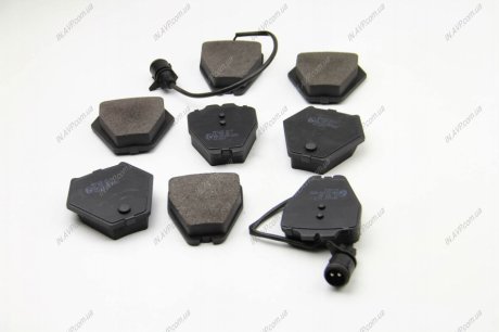 Гальмівні колодки пер. Audi A6 3.7/A8 98-02 (Lucas) BREMSI BP3122