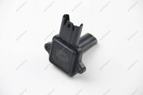 Расходомер воздуха HELLA 8ET 009 142-641