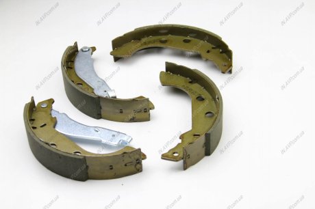 Комплект тормозных колодок BREMSI GF0107