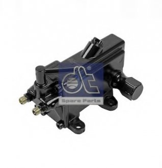 Опрокидывающий насос, кабина DT DT Spare Parts 4.62154