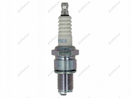 Свеча зажигания NGK Spark Plug 4722 (фото 1)