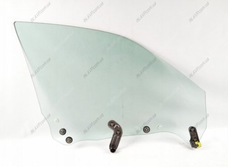 Стекло двери переднее, левое Subaru 61011FE011