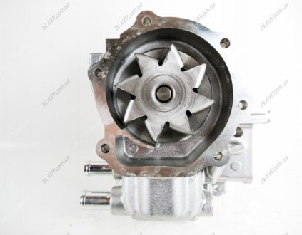 Насос водяной двигателя Subaru 21111AA430