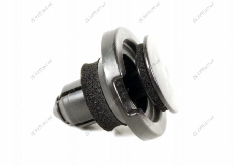 Клипса крепежная Subaru 909140002