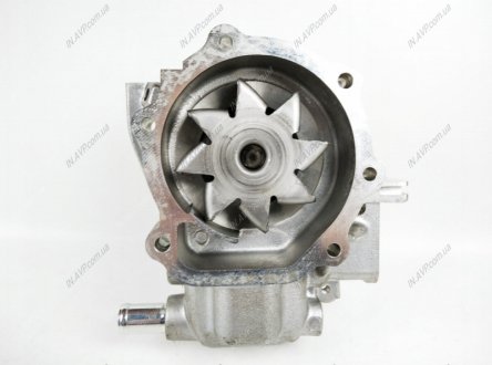 Насос водяной двигателя Subaru 21111AA360