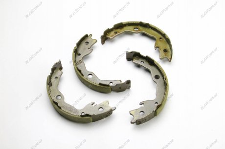 Колодки ручного гальма Juke 10-/ X-Trail (T31) 07-13/ Qashqai 07-13/Leaf 10- BREMSI GF0876