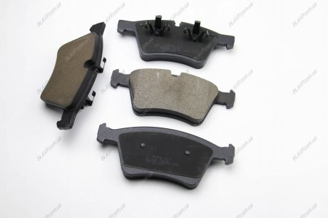 Гальмівні колодки пер. MB X164 06- /W164 07-11 (ATE) BREMSI BP3590