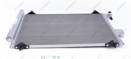 Радиатор кондиционера / KNECHT / BEHR MAHLE AC 585 001S