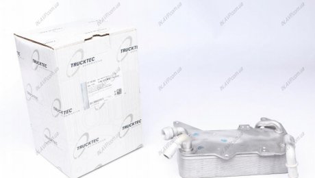 Радіатор масляный TRUCKTEC Automotive GmbH 07.18.082 (фото 1)