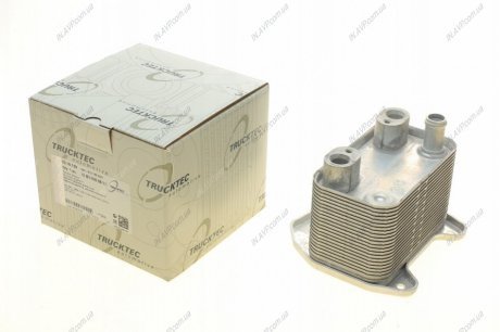 Радиатор масляний TRUCKTEC Automotive GmbH 02.18.159 (фото 1)