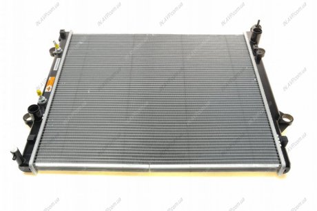 Радиатор NRF DSC_53568