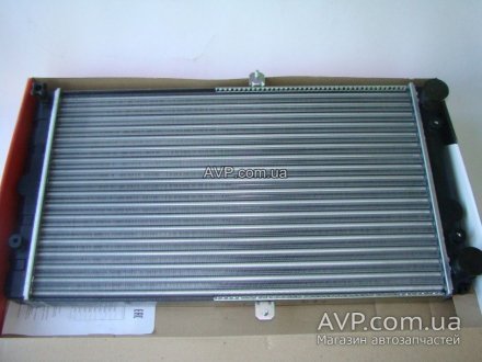 Радиатор охлаждения ВАЗ 2110-2112 (карбюратор) ДААЗ 21120-1301012-10 (фото 1)